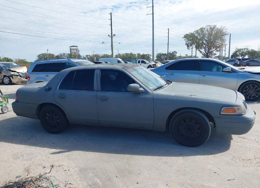 Photo 13 of 2008 Ford Crown VICTORIA POLICE/POLICE INTERCEPTOR (VIN 2FAHP71V88X135778)