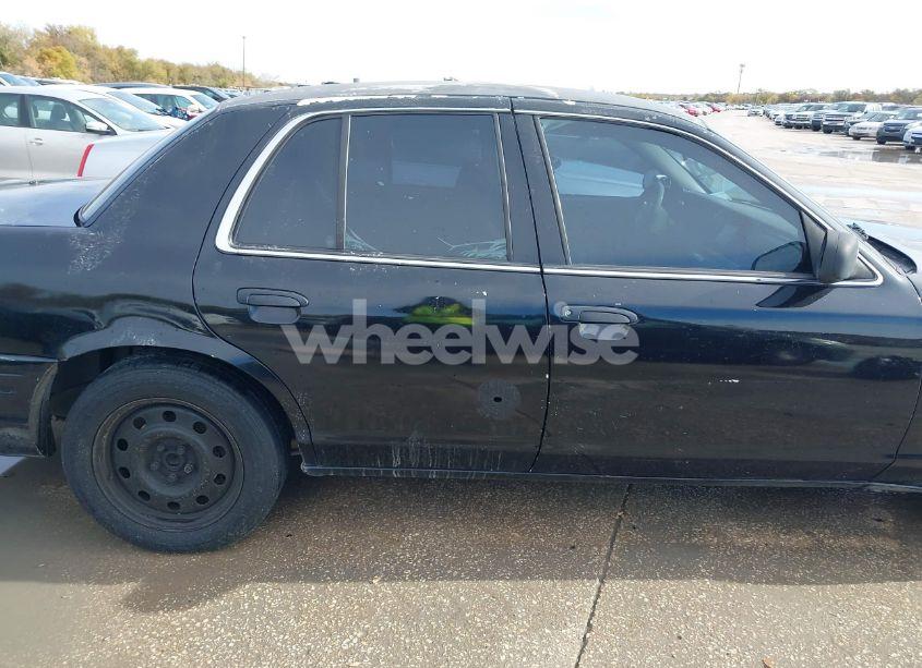 Photo 13 of 2009 Ford Crown VICTORIA POLICE/POLICE INTERCEPTOR (VIN 2FAHP71V99X123575)
