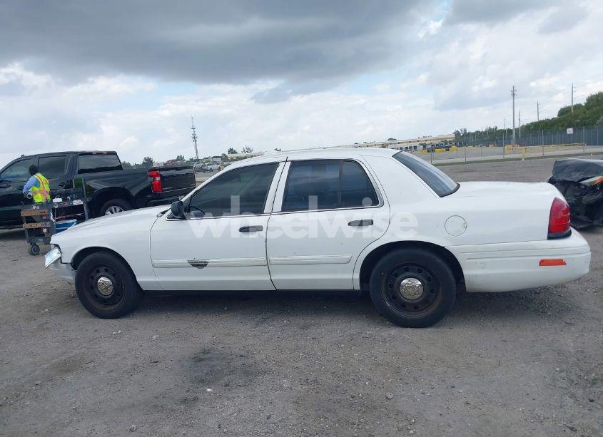 Photo 14 of 2009 Ford Crown VICTORIA POLICE/POLICE INTERCEPTOR (VIN 2FAHP71V99X149206)