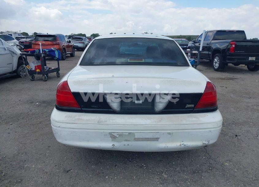 Photo 16 of 2009 Ford Crown VICTORIA POLICE/POLICE INTERCEPTOR (VIN 2FAHP71V99X149206)