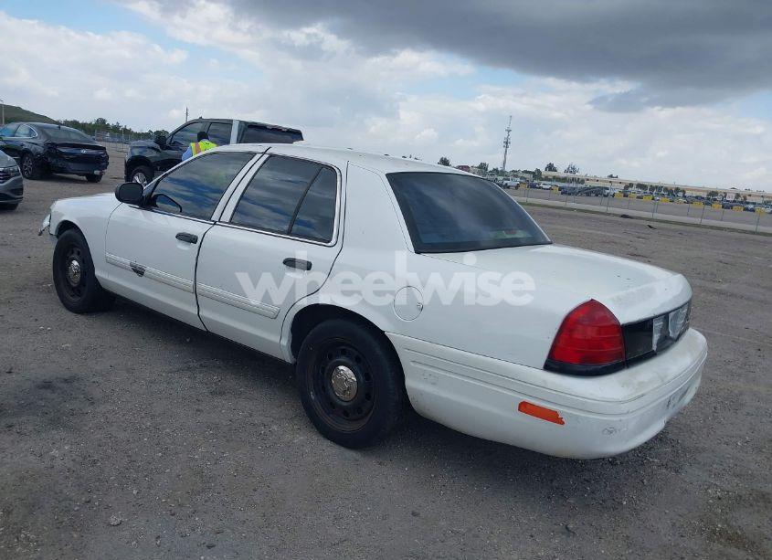 Photo 3 of 2009 Ford Crown VICTORIA POLICE/POLICE INTERCEPTOR (VIN 2FAHP71V99X149206)