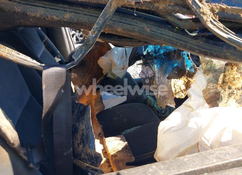 Photo 5 of 2005 Ford Crown VICTORIA POLICE (VIN 2FAHP71W05X102617)
