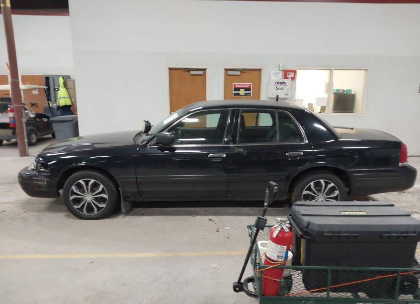 Photo 14 of 2007 Ford Crown VICTORIA POLICE/POLICE INTERCEPTOR (VIN 2FAHP71W07X102152)