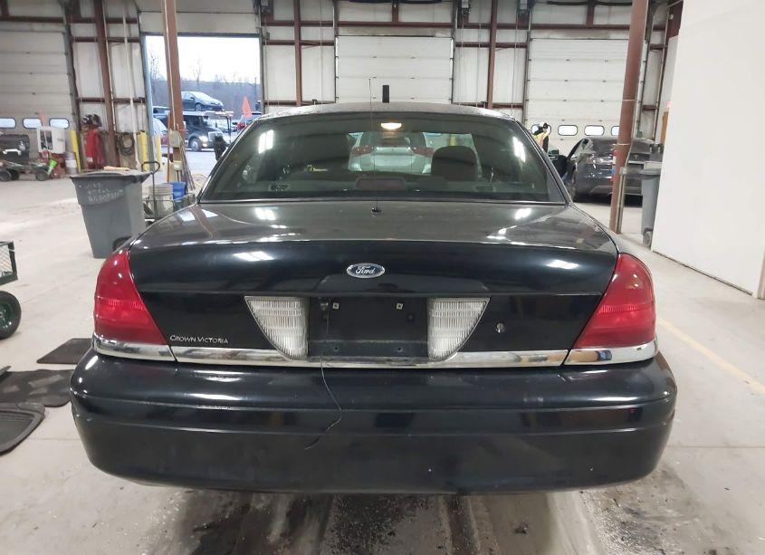 Photo 16 of 2007 Ford Crown VICTORIA POLICE/POLICE INTERCEPTOR (VIN 2FAHP71W07X102152)