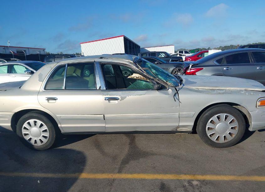 Photo 13 of 2006 Ford Crown VICTORIA POLICE/POLICE INTERCEPTOR (VIN 2FAHP71W16X144196)