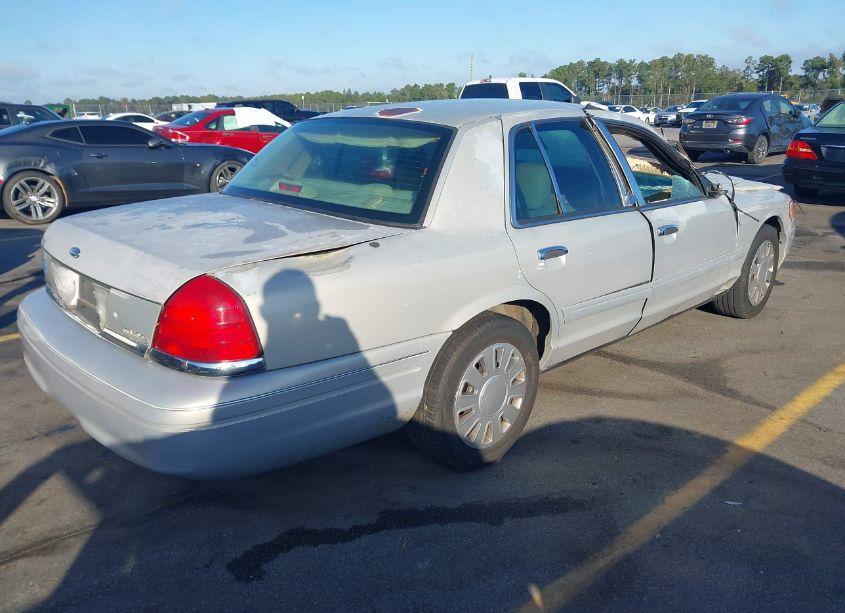 Photo 4 of 2006 Ford Crown VICTORIA POLICE/POLICE INTERCEPTOR (VIN 2FAHP71W16X144196)