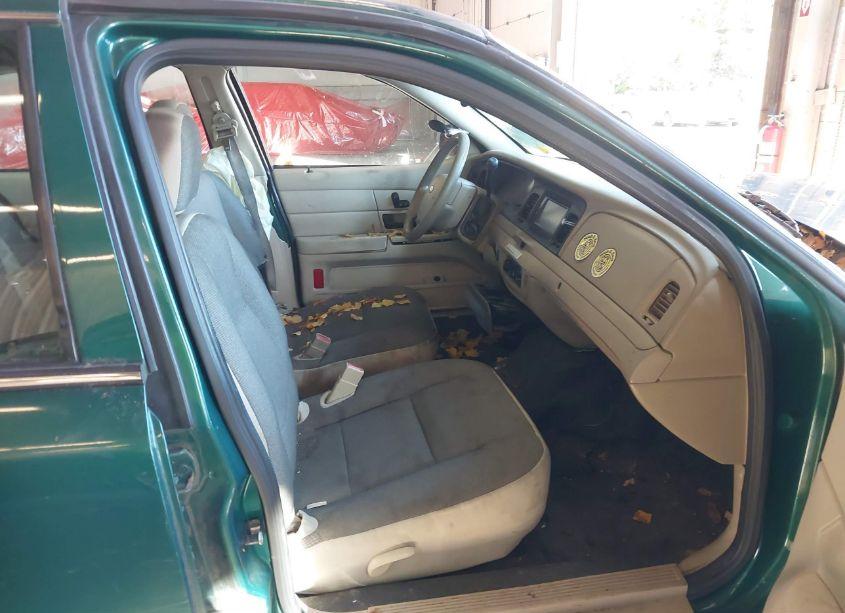 Photo 5 of 2007 Ford Crown VICTORIA POLICE/POLICE INTERCEPTOR (VIN 2FAHP71W27X144385)