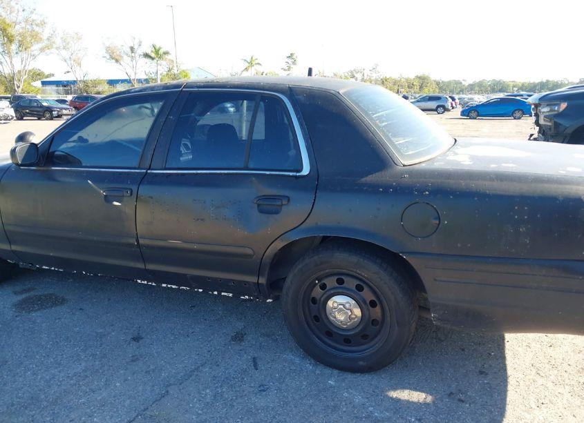 Photo 6 of 2007 Ford Crown VICTORIA POLICE/POLICE INTERCEPTOR (VIN 2FAHP71W27X159243)
