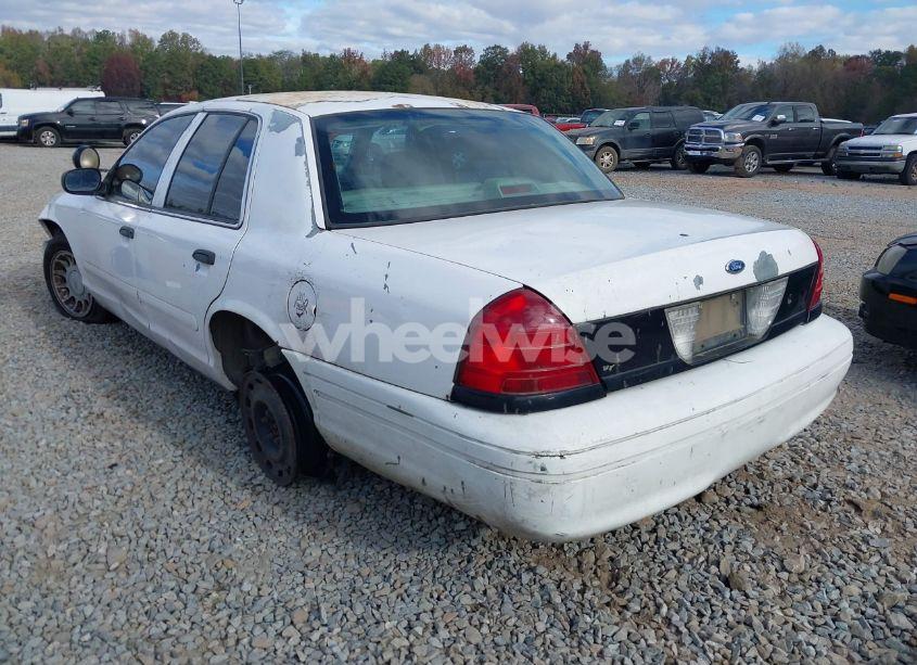 Photo 3 of 2004 Ford Crown VICTORIA POLICE (VIN 2FAHP71W34X166083)