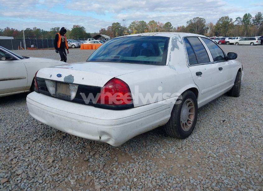 Photo 4 of 2004 Ford Crown VICTORIA POLICE (VIN 2FAHP71W34X166083)