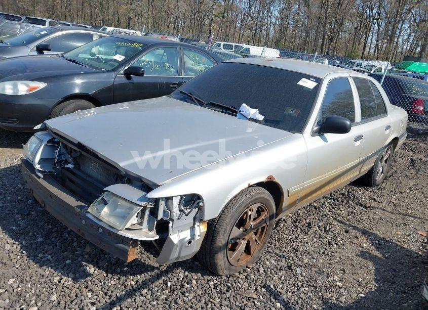 Photo 2 of 2004 Ford Crown VICTORIA POLICE (VIN 2FAHP71W34X181974)