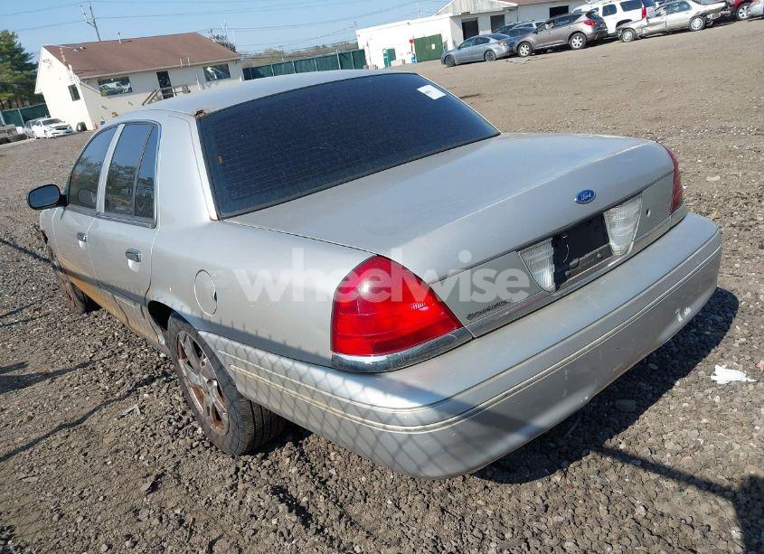 Photo 3 of 2004 Ford Crown VICTORIA POLICE (VIN 2FAHP71W34X181974)