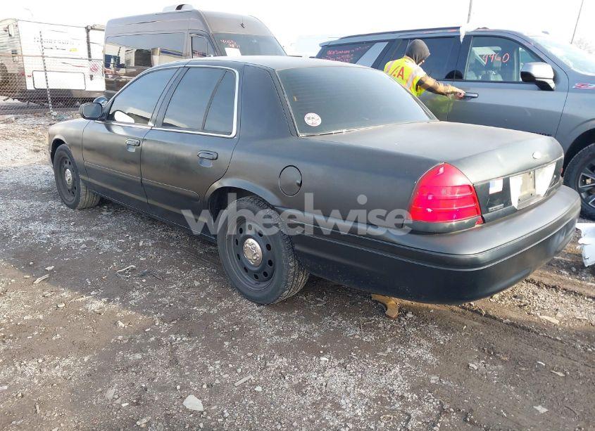 Photo 3 of 2006 Ford Crown VICTORIA POLICE/POLICE INTERCEPTOR (VIN 2FAHP71W76X142677)