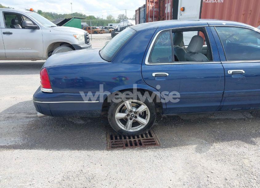 Photo 17 of 2003 Ford Crown VICTORIA POLICE (VIN 2FAHP71W83X188725)