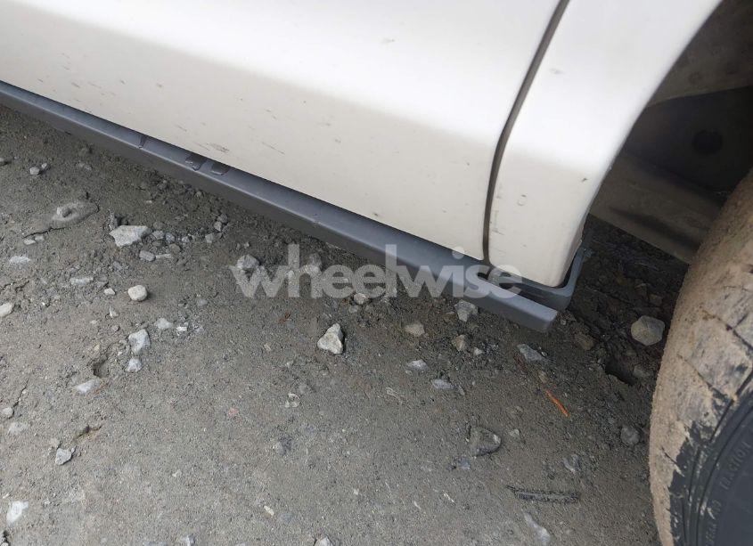 Photo 6 of 2005 Ford Crown VICTORIA POLICE (VIN 2FAHP71W95X137155)