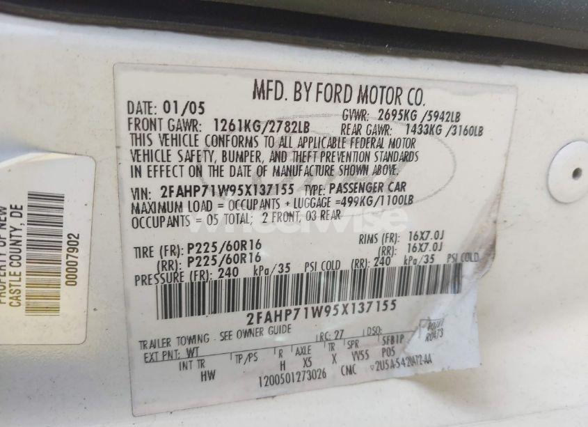 Photo 9 of 2005 Ford Crown VICTORIA POLICE (VIN 2FAHP71W95X137155)