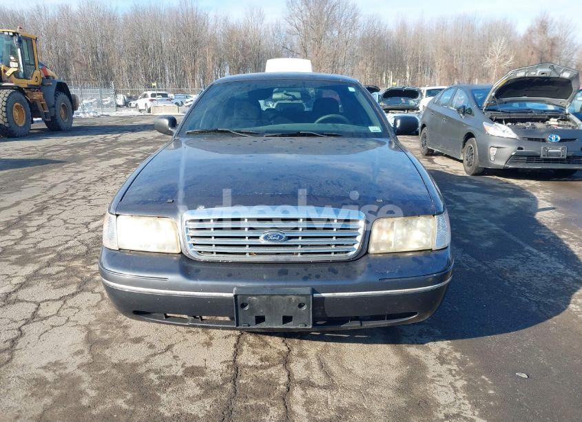 Photo 12 of 2005 Ford Crown VICTORIA POLICE (VIN 2FAHP71W95X170821)