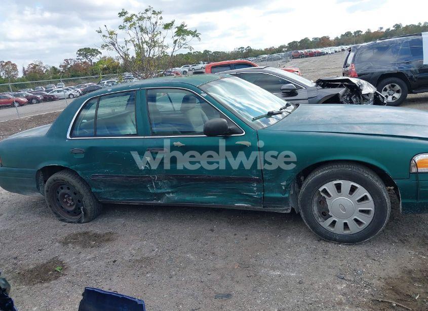 Photo 13 of 2007 Ford Crown VICTORIA POLICE/POLICE INTERCEPTOR (VIN 2FAHP71W97X141693)