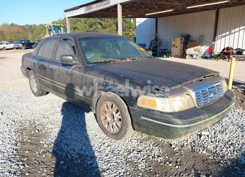 2003 Ford Crown VICTORIA LX (VIN 2FAHP74W53X100418) main photo