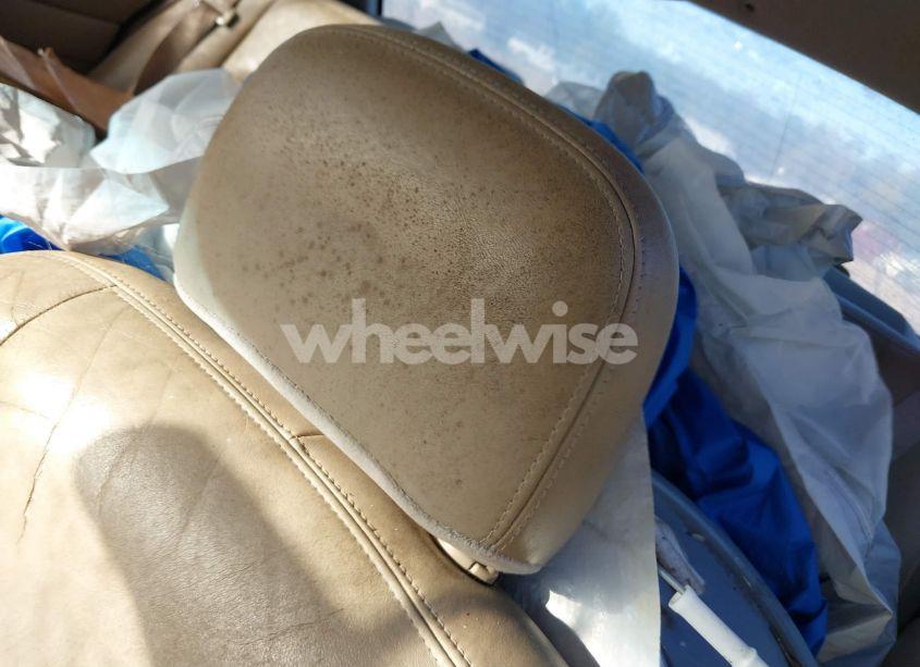 Photo 13 of 2003 Ford Crown VICTORIA LX (VIN 2FAHP74W53X100418)