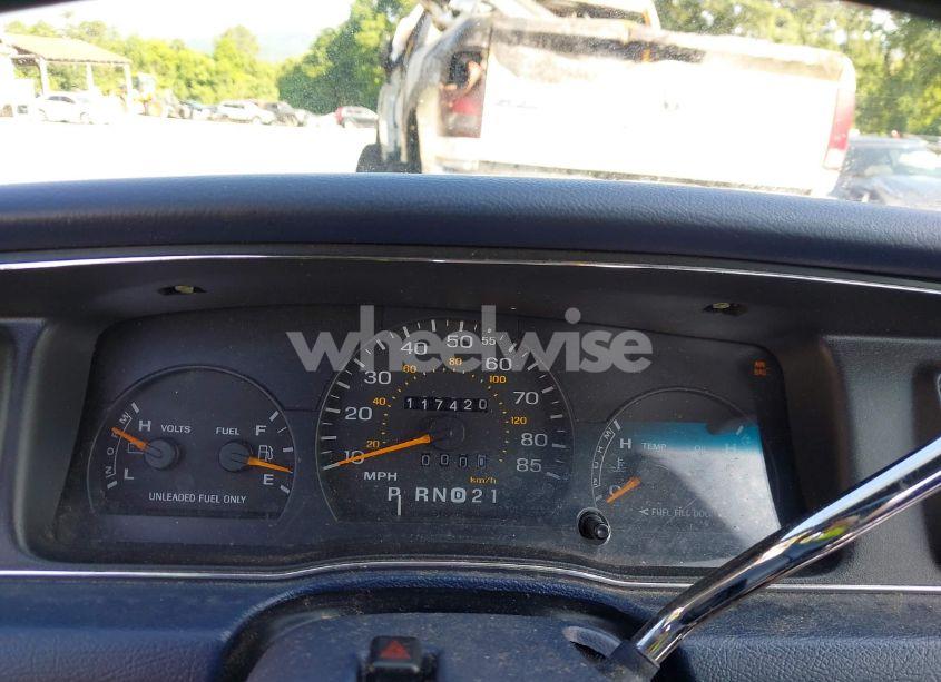 Photo 7 of 1994 Ford Crown VICTORIA (VIN 2FALP73W1RX100114)