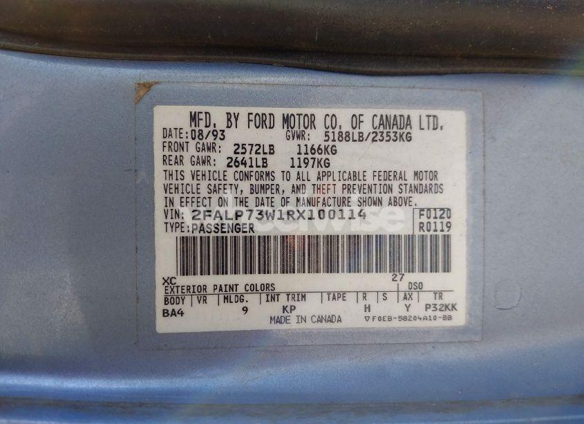 Photo 9 of 1994 Ford Crown VICTORIA (VIN 2FALP73W1RX100114)