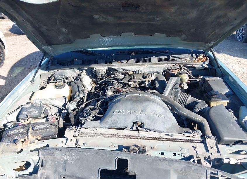 Photo 10 of 1997 Ford Crown VICTORIA (VIN 2FALP73W1VX122737)