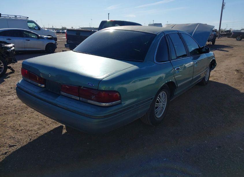 Photo 4 of 1997 Ford Crown VICTORIA (VIN 2FALP73W1VX122737)
