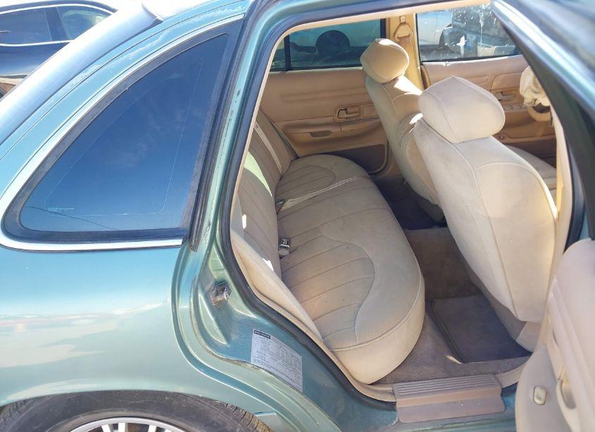 Photo 8 of 1997 Ford Crown VICTORIA (VIN 2FALP73W1VX122737)