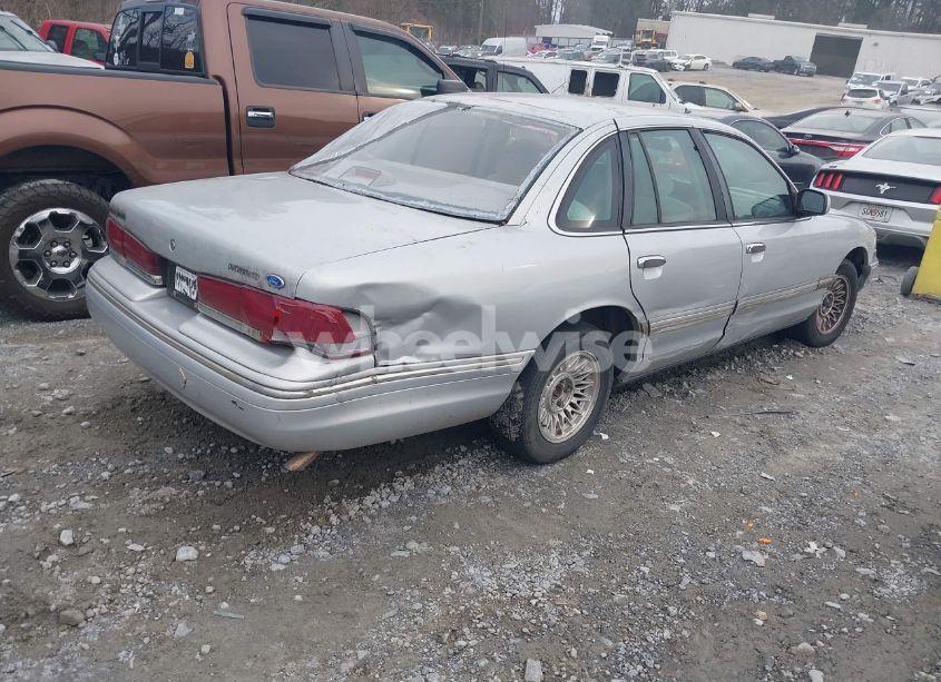 Photo 4 of 1997 Ford Crown VICTORIA (VIN 2FALP73W1VX164003)