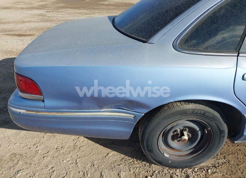 Photo 6 of 1995 Ford Crown VICTORIA (VIN 2FALP73W2SX123049)