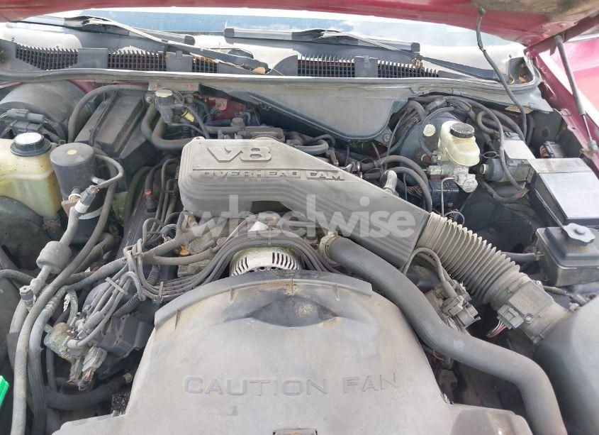 Photo 10 of 1995 Ford Crown VICTORIA (VIN 2FALP73W7SX173882)