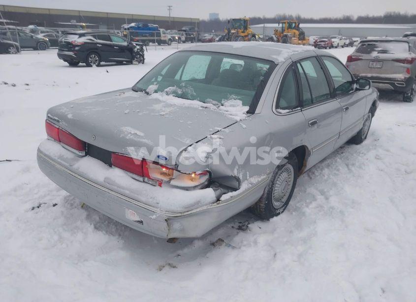 Photo 4 of 1997 Ford Crown VICTORIA (VIN 2FALP73W7VX234734)