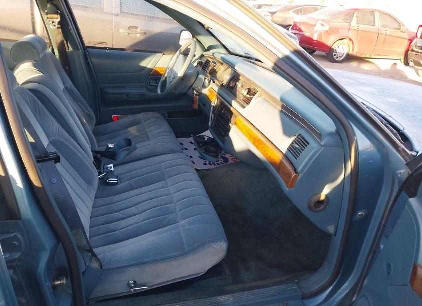 Photo 5 of 1993 Ford Crown VICTORIA (VIN 2FALP73WXPX204629)