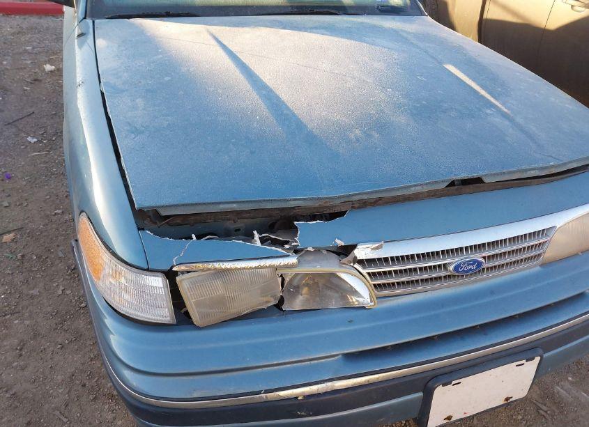 Photo 6 of 1993 Ford Crown VICTORIA (VIN 2FALP73WXPX204629)