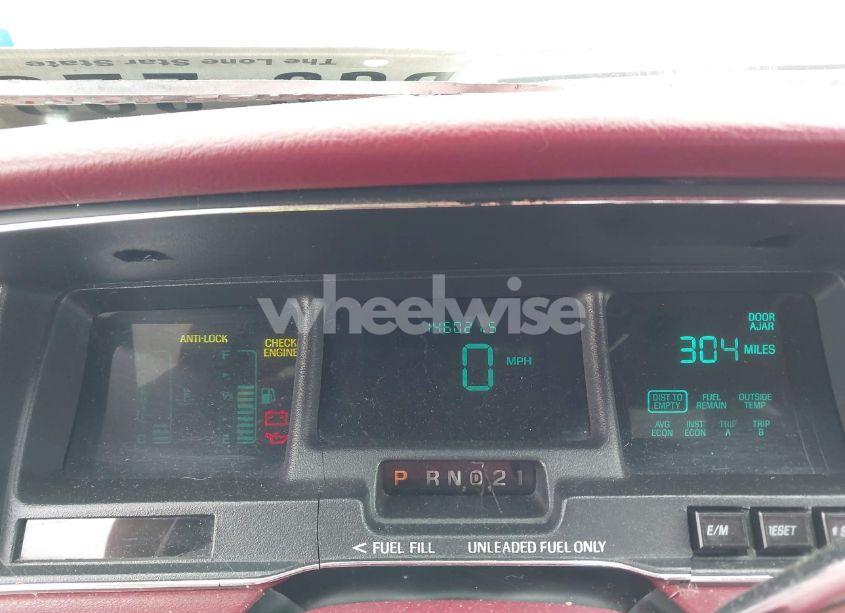 Photo 7 of 1993 Ford Crown VICTORIA LX (VIN 2FALP74W0PX163524)