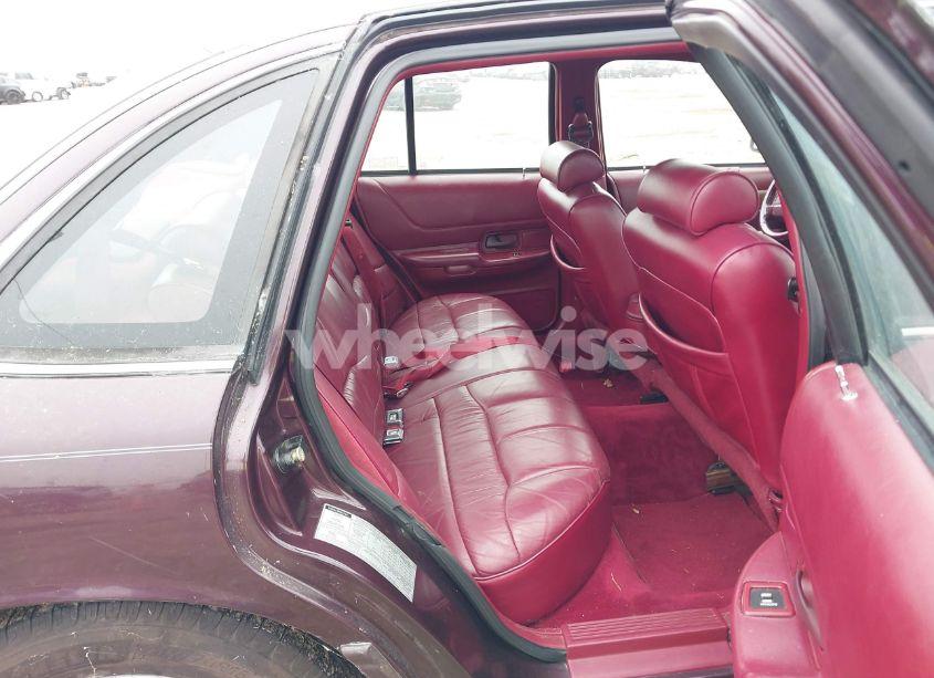 Photo 8 of 1993 Ford Crown VICTORIA LX (VIN 2FALP74W0PX163524)