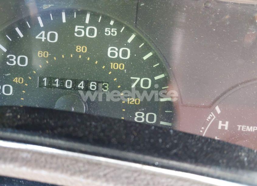 Photo 15 of 1994 Ford Crown VICTORIA LX (VIN 2FALP74W1RX133239)