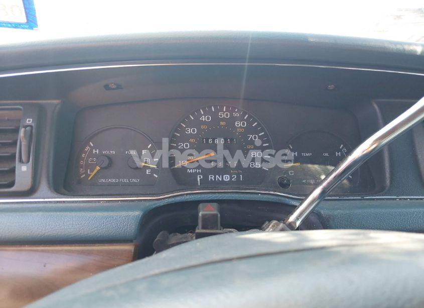 Photo 7 of 1994 Ford Crown VICTORIA LX (VIN 2FALP74W2RX153242)