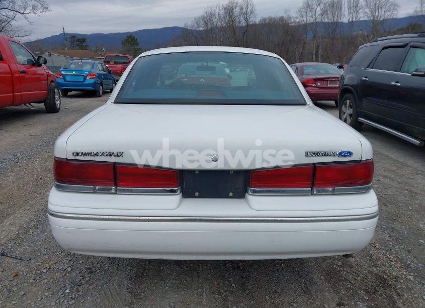 Photo 17 of 1997 Ford Crown VICTORIA LX (VIN 2FALP74W2VX129355)