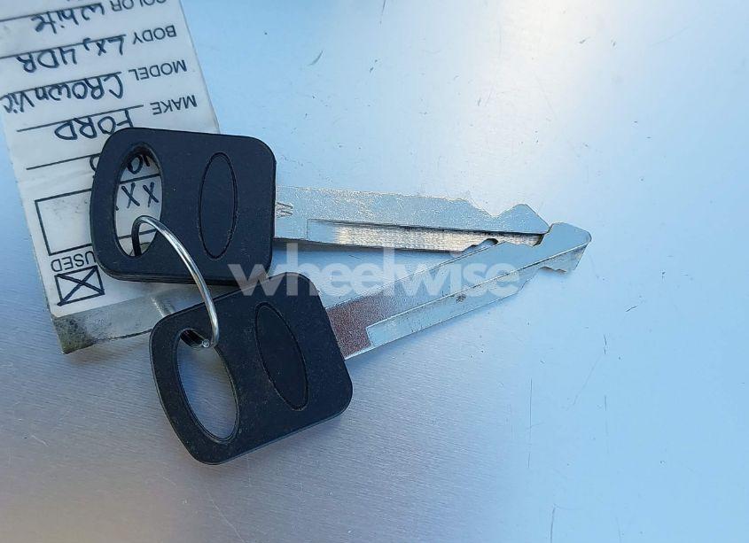 Photo 11 of 1995 Ford Crown VICTORIA LX (VIN 2FALP74W3SX123480)