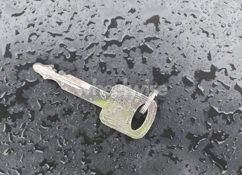 Photo 11 of 1997 Ford Crown VICTORIA LX (VIN 2FALP74W4VX105087)