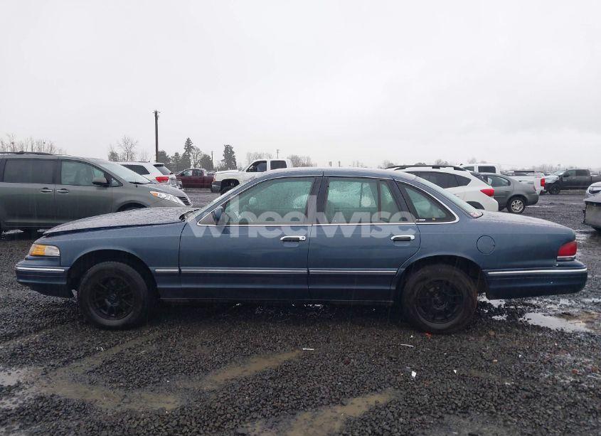 Photo 14 of 1997 Ford Crown VICTORIA LX (VIN 2FALP74W4VX105087)