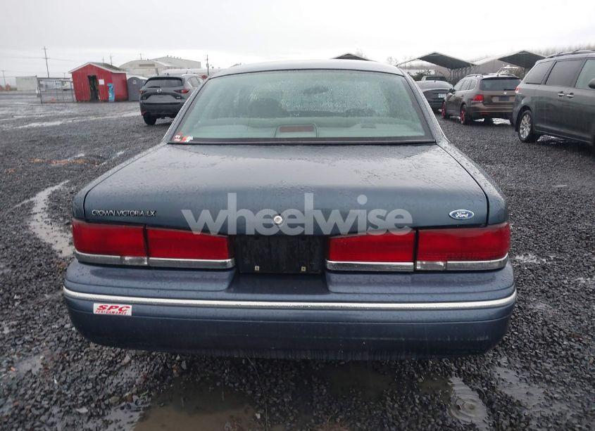 Photo 16 of 1997 Ford Crown VICTORIA LX (VIN 2FALP74W4VX105087)
