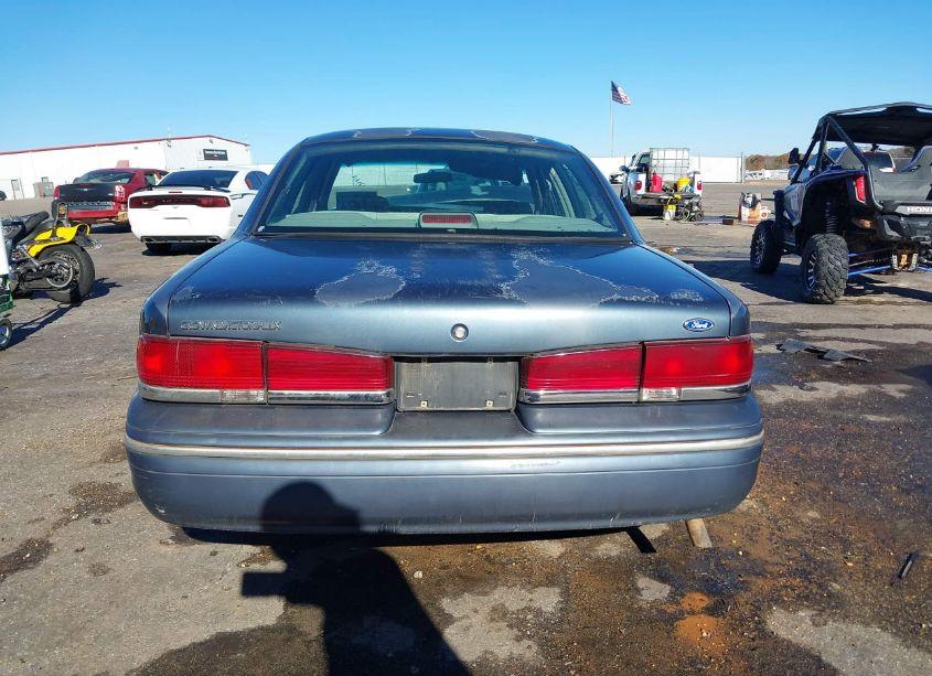 Photo 17 of 1997 Ford Crown VICTORIA LX (VIN 2FALP74W5VX165881)