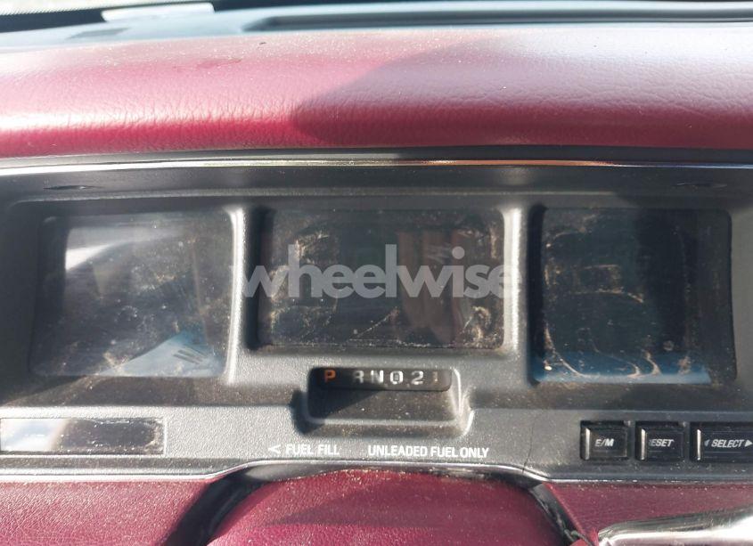 Photo 7 of 1993 Ford Crown VICTORIA LX (VIN 2FALP74W9PX109543)