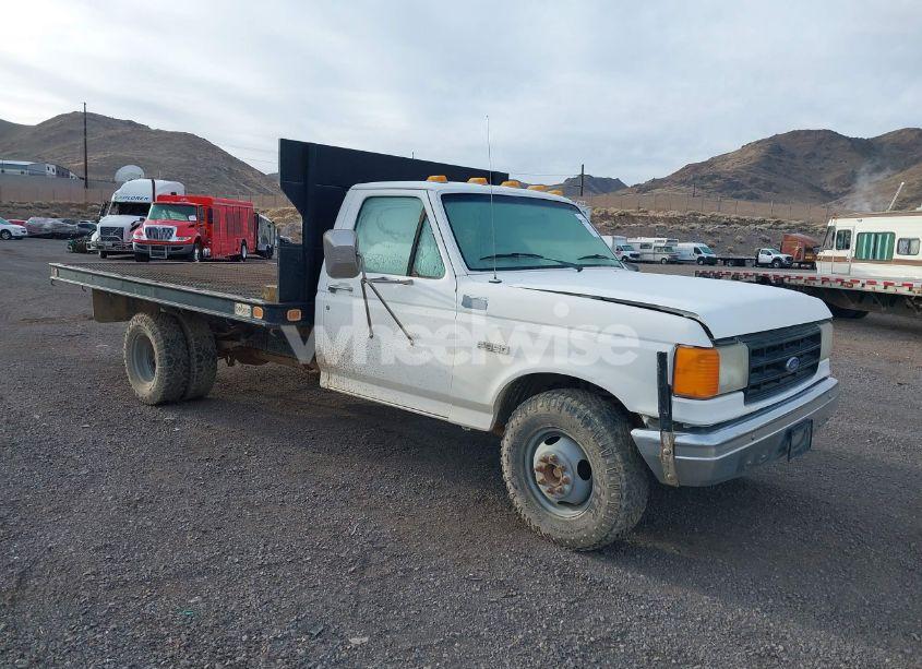 1987 Ford F350 (VIN 2FDKF37L5HCA30779) main photo
