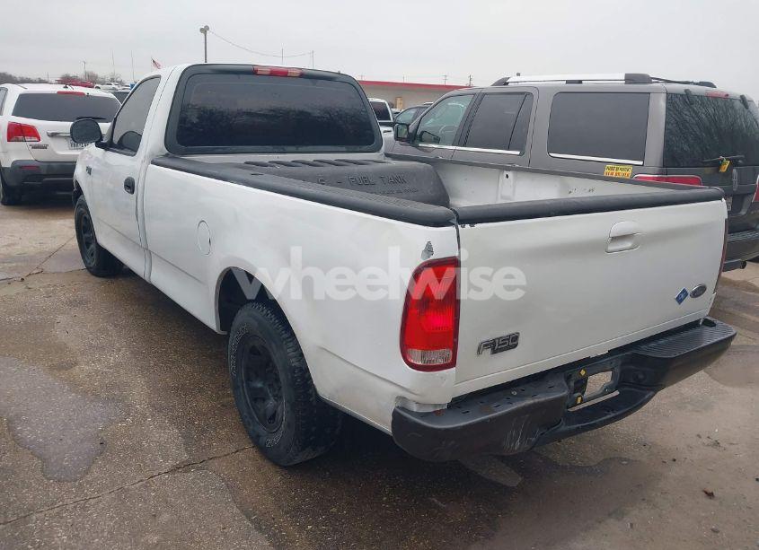 Photo 3 of 2004 Ford F-150 HERITAGE XL (VIN 2FDPF17M84CA65717)