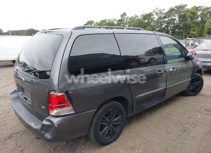 Photo 4 of 2005 Ford Freestar SE (VIN 2FMDA51645BA69323)