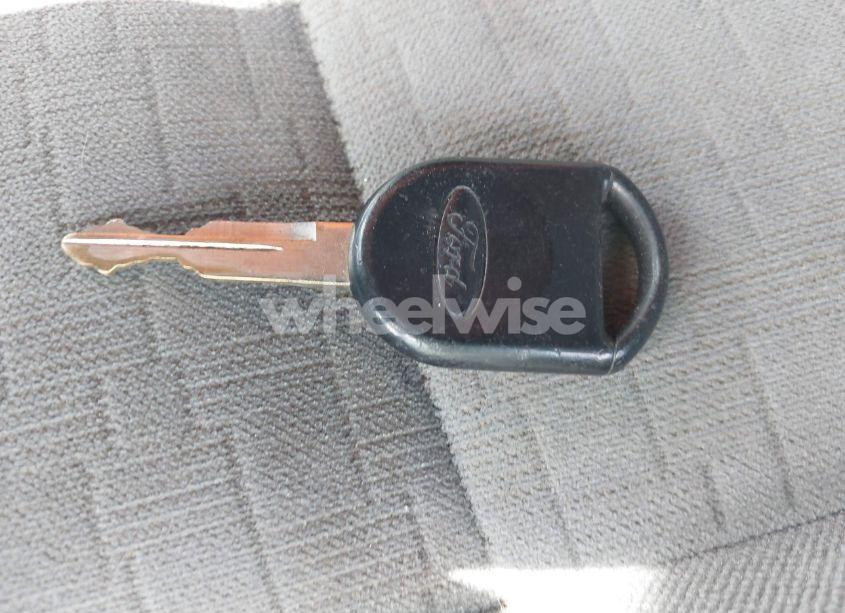 Photo 11 of 2004 Ford Freestar SE (VIN 2FMDA51694BA26109)